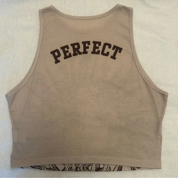 Cream & Brown Sleeveless Graphic Crop Tank - Picture 2 of 5
